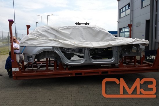 CM3 SPEZIFISCHE CONTAINER FÜR AUTOKAROSSERIE